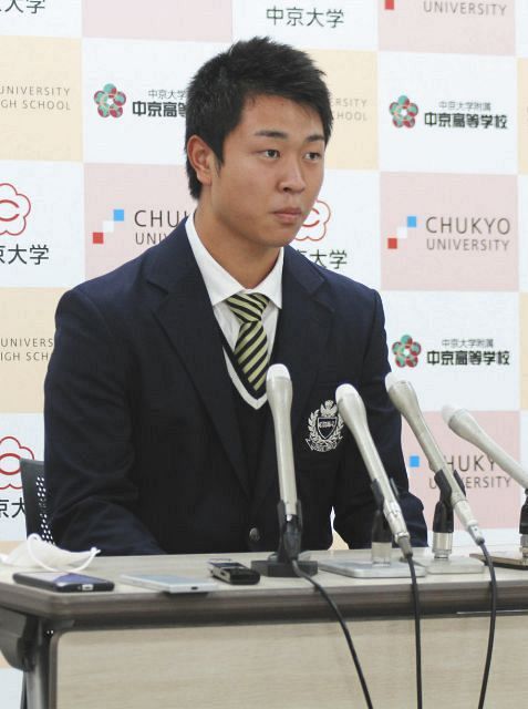 ドラフト戦略が大きく変わる 中京大中京高 高橋宏斗がプロ志望届 慶大から吉報届かずすぐに切り替え 中日スポーツ 東京中日スポーツ