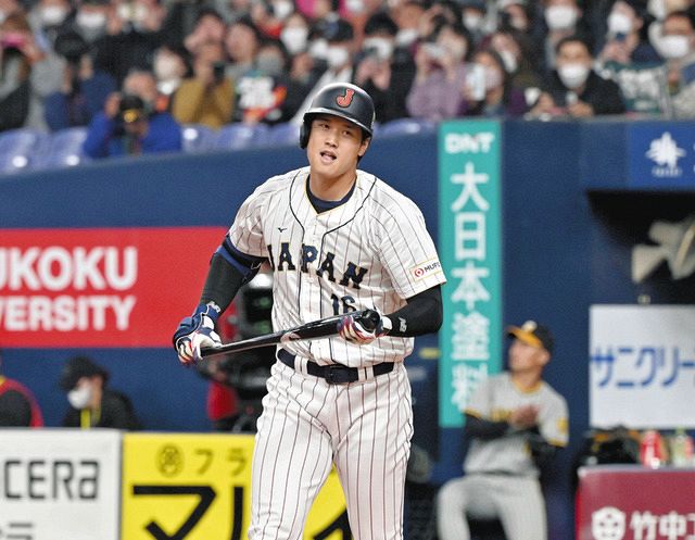 大谷翔平「3番・DH」初出場、第1打席は空振り三振 阪神・才木浩人の