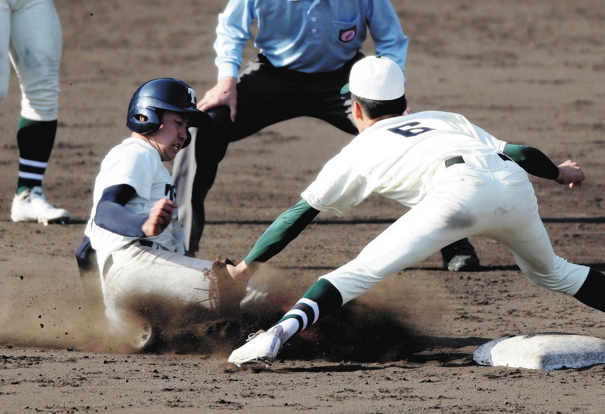 大阪桐蔭まさか…5ー0からの逆転負けで2度目の2連覇逃す エース前田投入