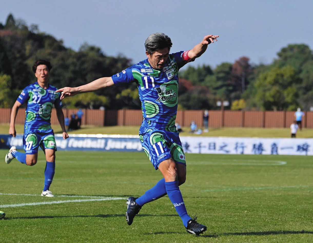 【お気に入り】 写真】ホーム鈴鹿で初のカズダンス！：中日スポーツ・東京中日 記念グッズ