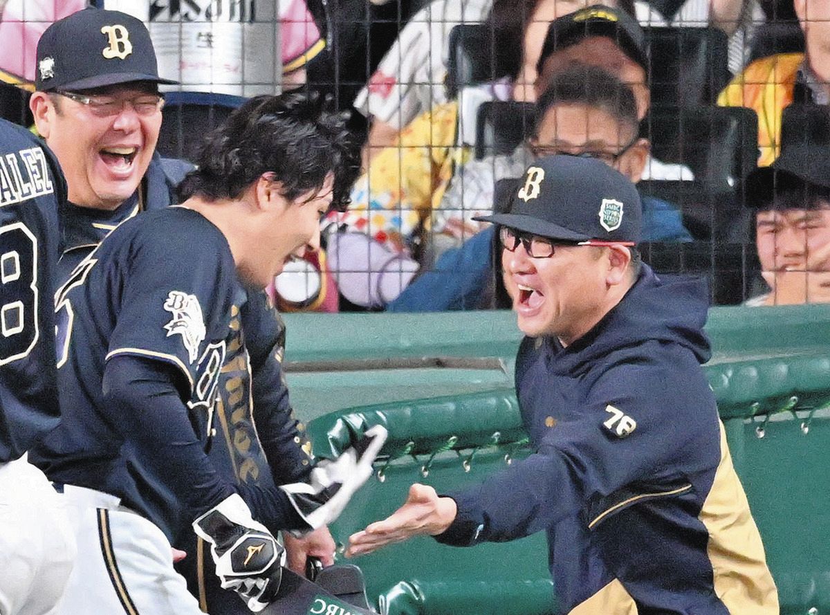 オリックス中嶋聡監督『ナカジマジック』さく裂、ヒットエンドランから