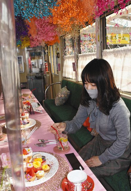 市電でおしゃれに 豊橋鉄道 カフェトレ 試験運行 中日新聞web