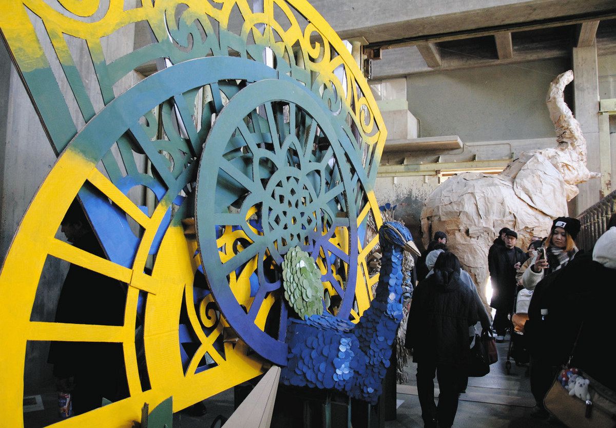 段ボールの動物、いきいき 県立芸大生が制作、東山動植物園に：中日新聞Web