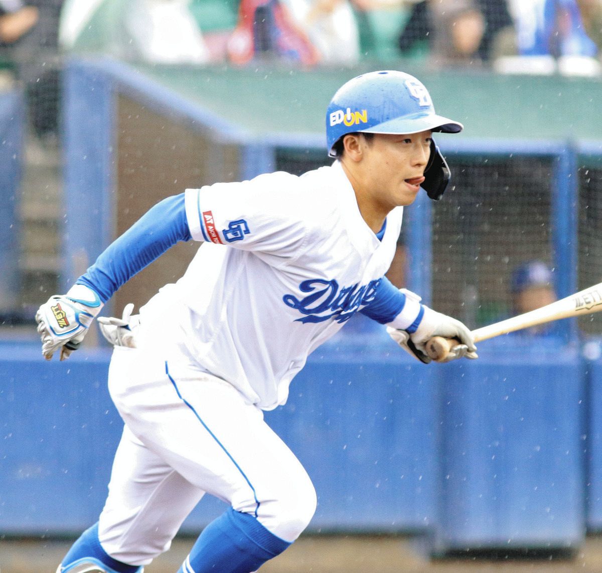 中日2軍】ドラ3・辻本倫太郎、4打点挙げアピール 井上2軍監督は