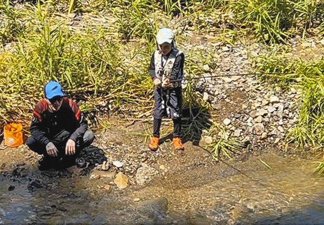 川釣り初挑戦の孫