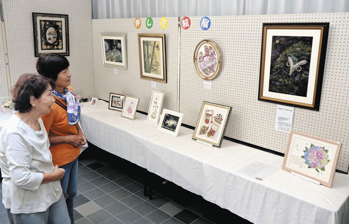 山の中の一軒家　長谷押し花アート 伊吹山の自然を押し花絵に 米原で室谷さんが作品展：中日新聞Web