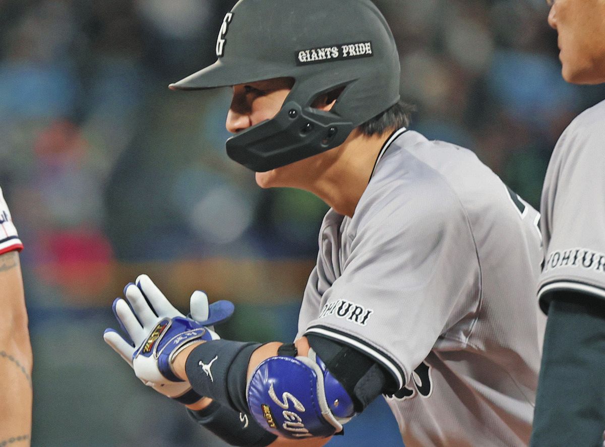 小林誠司 バット バッティンググローブ セット ジャイアンツ 巨人