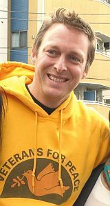 米海兵隊 拡声器 マイク・ヘインズ 元米海兵隊員：中日新聞Web