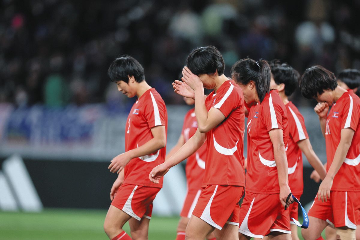 敗れた北朝鮮女子、サッカーファン「さすがの粘り」「真っ向勝負で見応え」応援団のクリーンな戦いも称賛：中日スポーツ・東京中日スポーツ