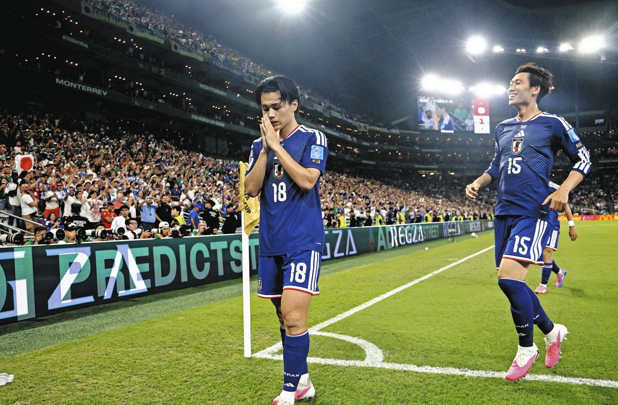 W杯初弾含む日本選手初の1試合2発の上田綺世、「4年前に自分が悔しい