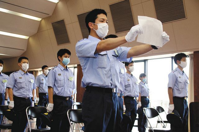 消防学校 ２カ月遅れ入校式 北陸中日新聞web