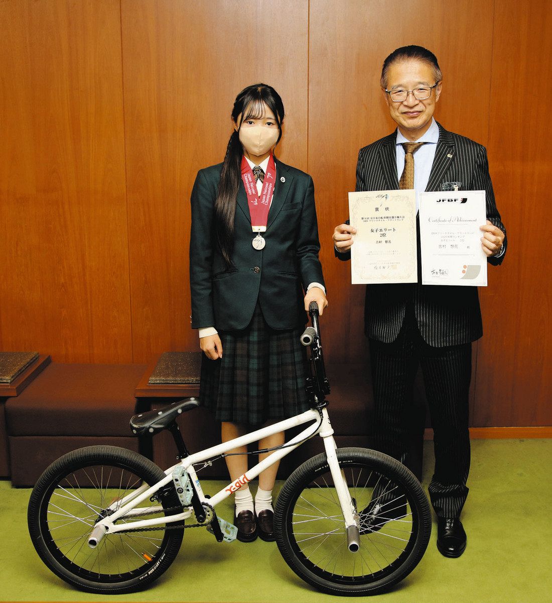 W杯でも上位目指したい セントヨゼフ女子学園高1年・吉村さん、BMXで 