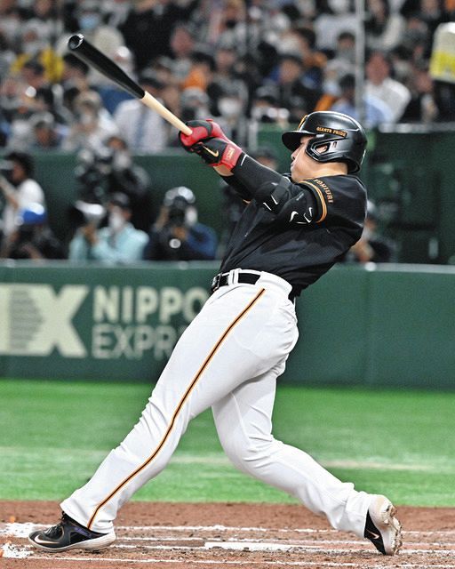 巨人】岡本和真が値千金1号！ 今季44打席目の初打点が同点弾：中日