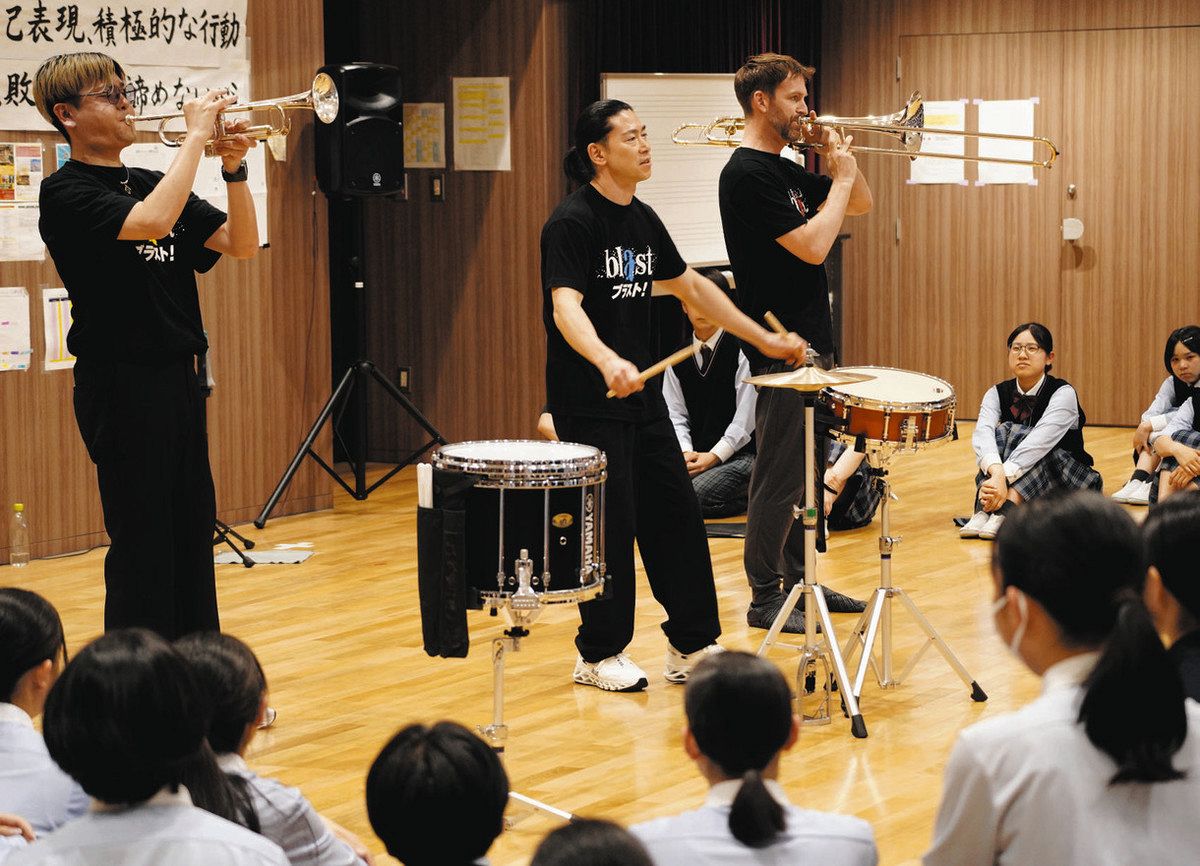 響け！夏の音楽エンターテインメント「ブラスト！」