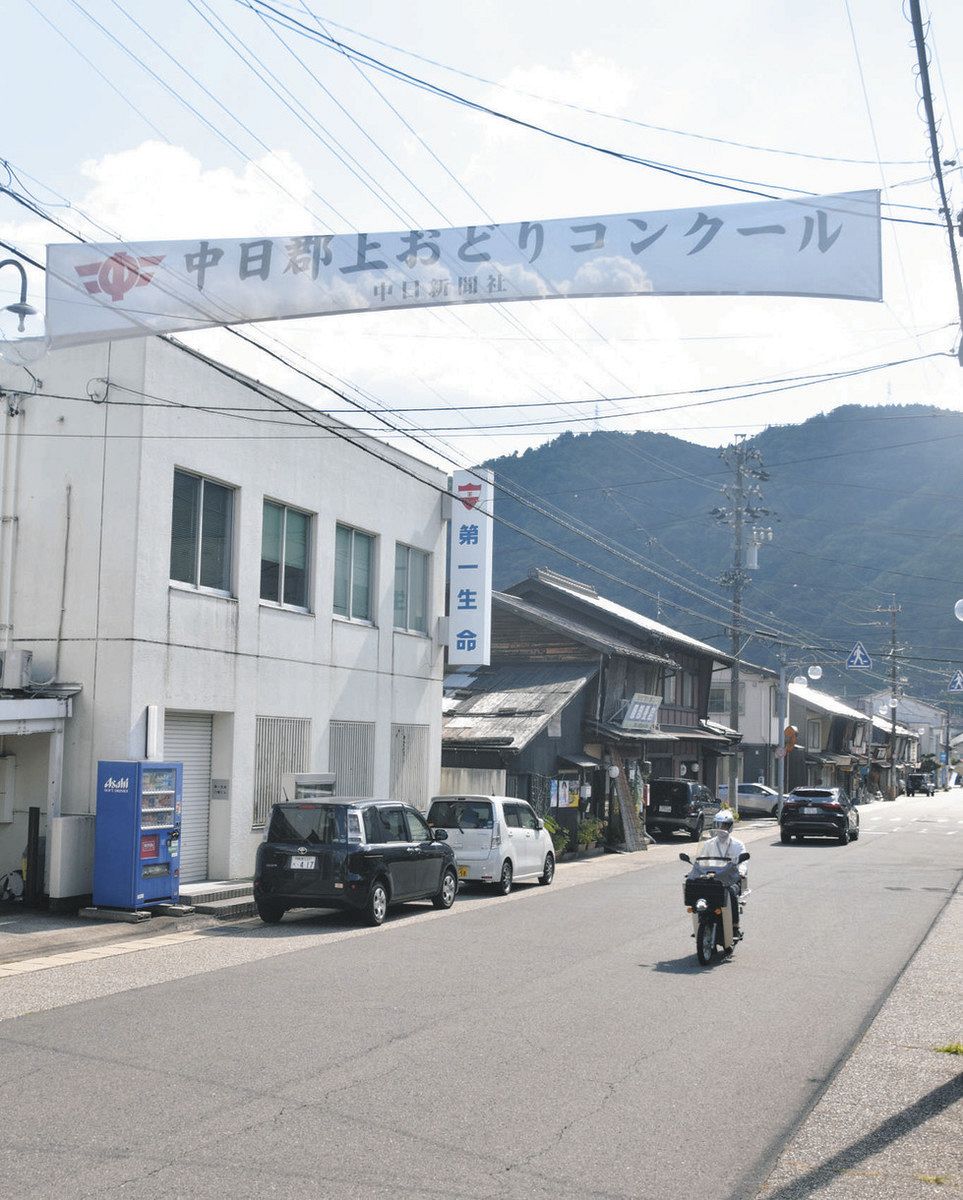 飛び入り、初参加、大歓迎！ 10日夜に郡上おどり個人おどりコンクール