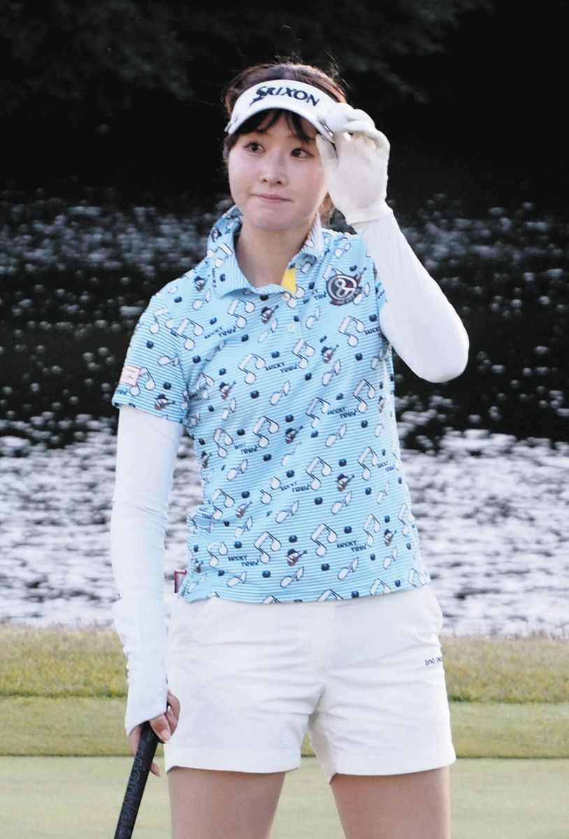 写真複数枚】都玲華、白短パン“キュート”にバーディー：中日スポーツ