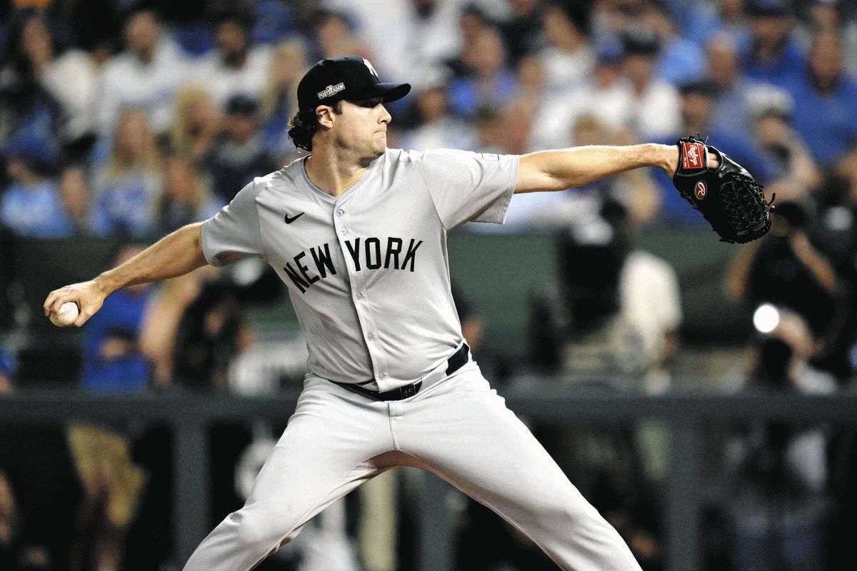 ゲリット・コール／”サイヤング賞”ボブルヘッド人形 (ニューヨークヤンキース） ヤンキース、リーグ優勝決定シリーズ進出！34歳のエース・コール、7回