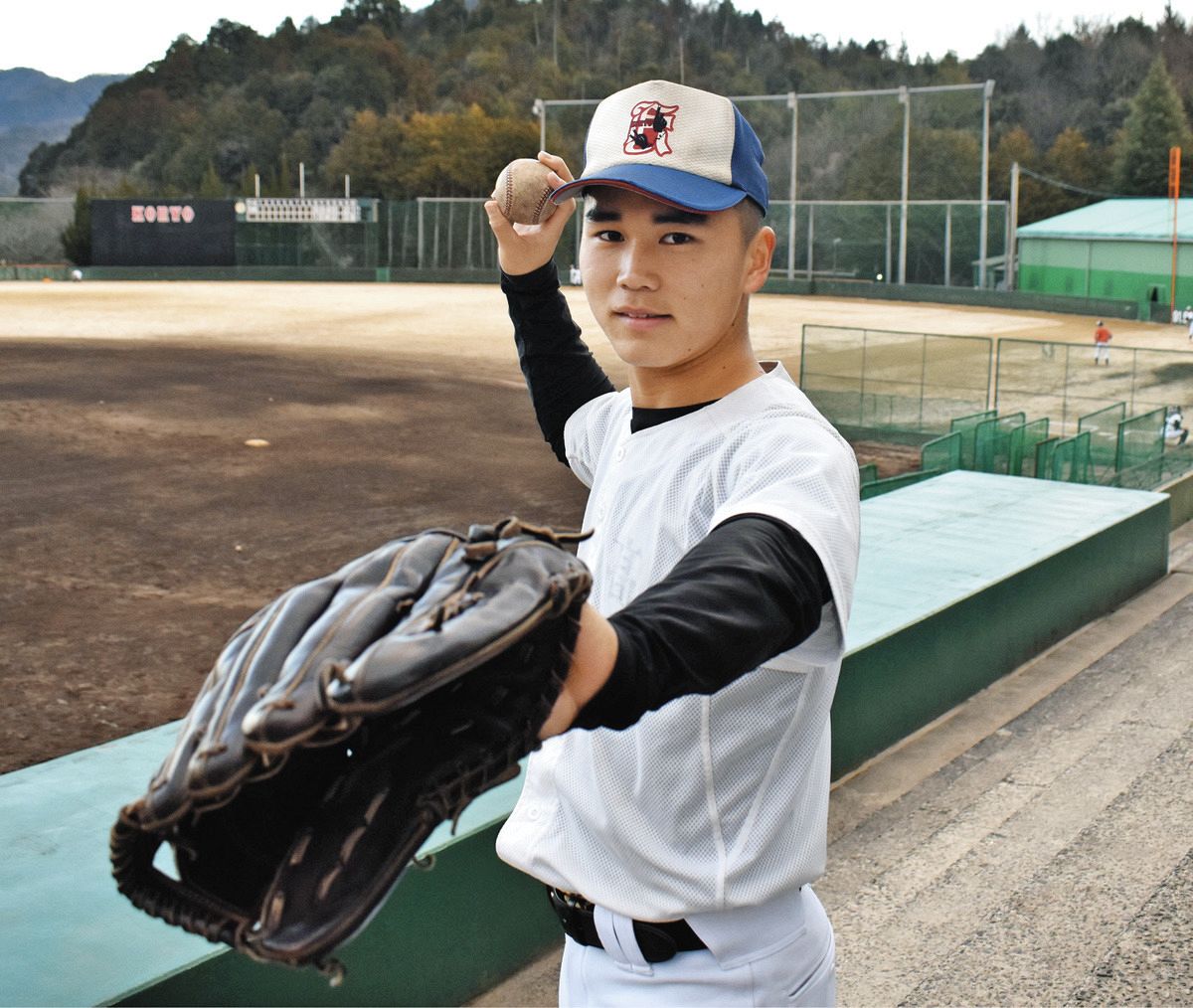 広島広陵高校試合帽子