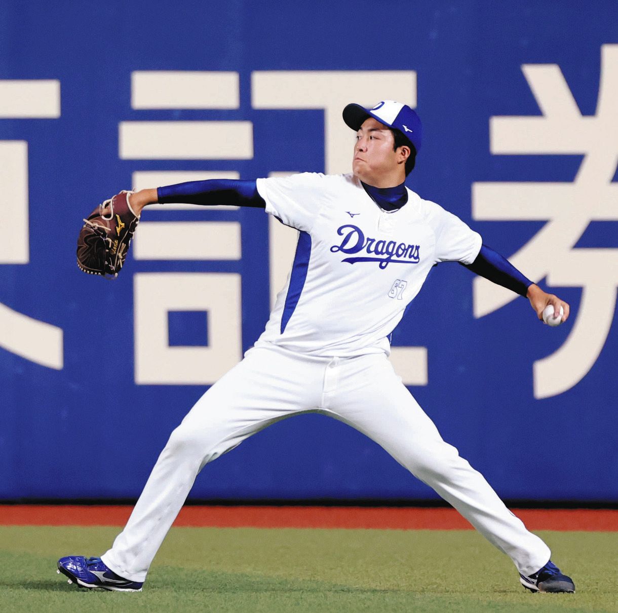 中日スタメン 先発 上田 4度目の正直 でプロ初勝利へ 前日適時打の石垣は3戦連続 7番 二塁 中日スポーツ 東京中日スポーツ