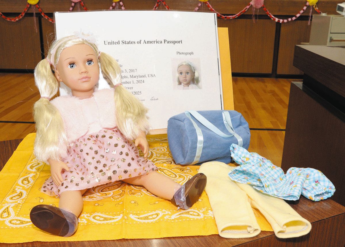 日米友好の「青い目の人形」届いた 草津・玉川小児童の思い実る：中日