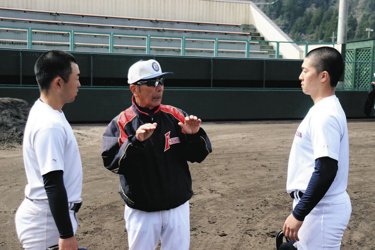 60人で新チーム 輝け門前野球部 避難生活経て全体練習再開 :北陸中日新聞Web