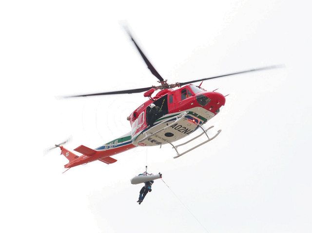 新防災ヘリ使い合同訓練 県航空隊と長野市消防が初：中日新聞Web