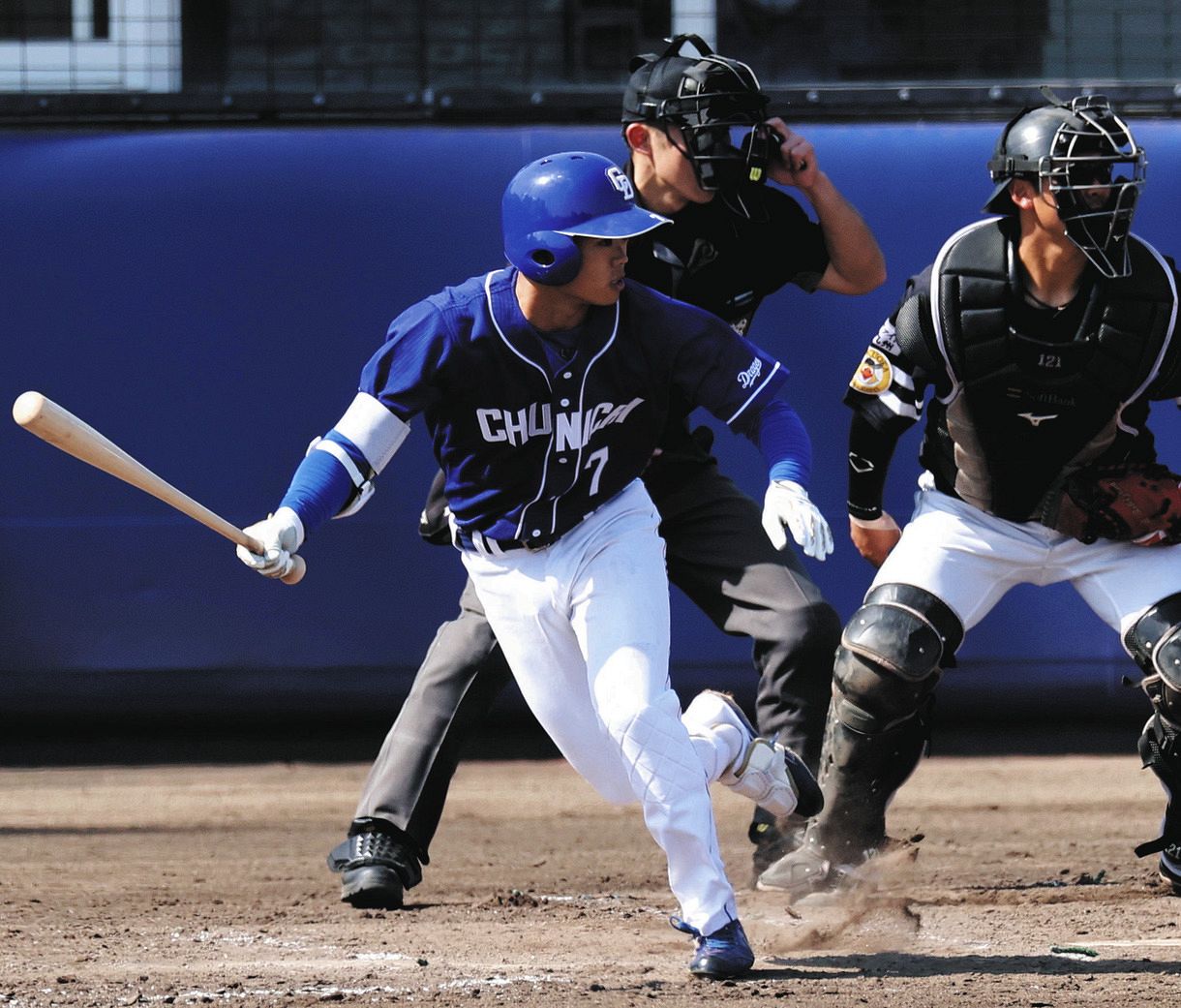 根尾昂 2試合連続タイムリー 貴重な実戦で必死のアピール続く 中日2軍練習試合 中日スポーツ 東京中日スポーツ