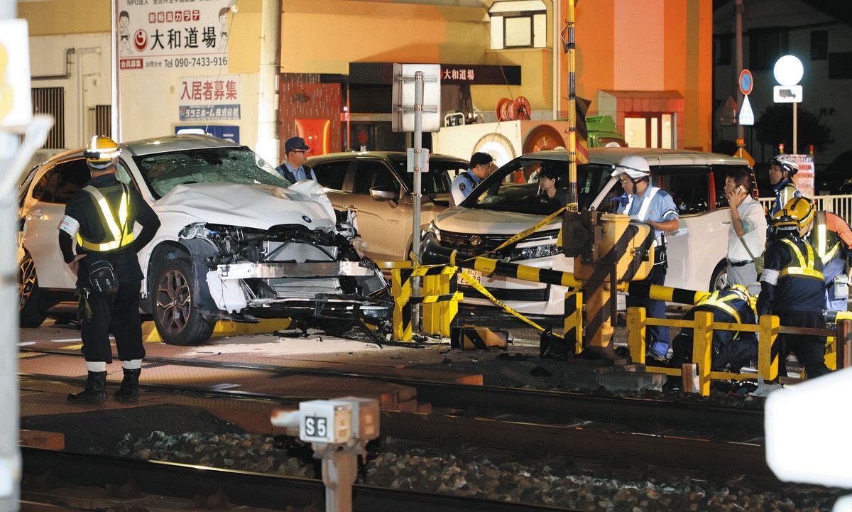 名鉄 踏切 事故