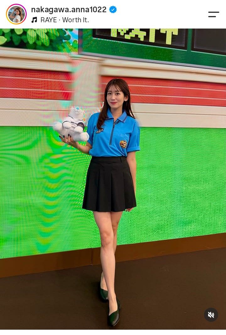中川安奈アナのインスタグラムより