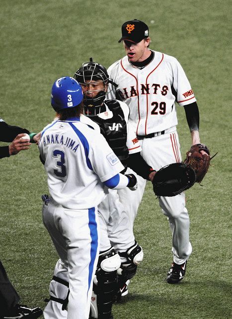 写真】08年の日本S…巨人相手に暴れる西武・中島：中日スポーツ・東京