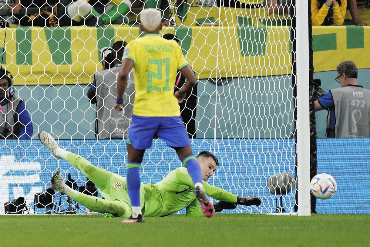 新pk職人降臨 クロアチアのgkリバコビッチ 同一大会で4本以上セーブは史上3人目 カタールw杯 中日スポーツ 東京中日スポーツ