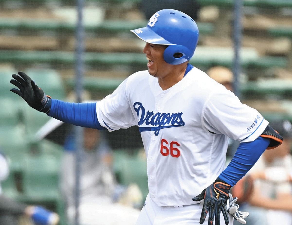 EPOCH One エポックワン 2022中日ドラゴンズ 鵜飼航丞 プロ初