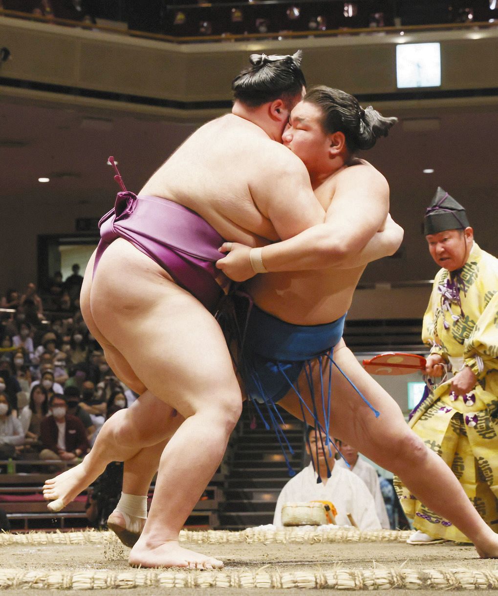 これぞ朝青龍のDNA 豊昇龍が大関戦初勝利、そっくりな笑顔 これぞ朝青龍のDNA 豊昇龍が大関戦初勝利、そっくりな笑顔