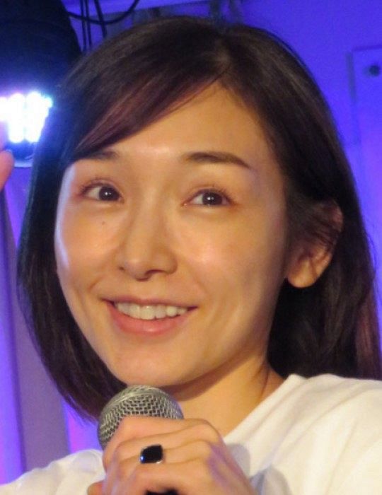 加護亜依 なにー すごいの見ちゃった 娘と鑑賞 シン エヴァンゲリオン劇場版 に興奮おさまらず 中日スポーツ 東京中日スポーツ
