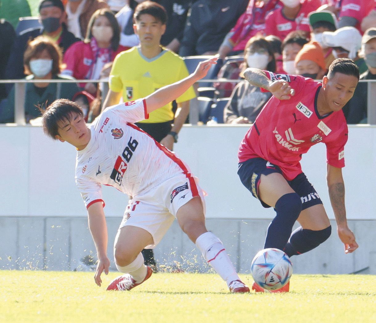 日本代表 相馬勇紀が決勝弾 グランパスがリーグ最終戦で勝利 今季成績11勝13分10敗 中日スポーツ 東京中日スポーツ