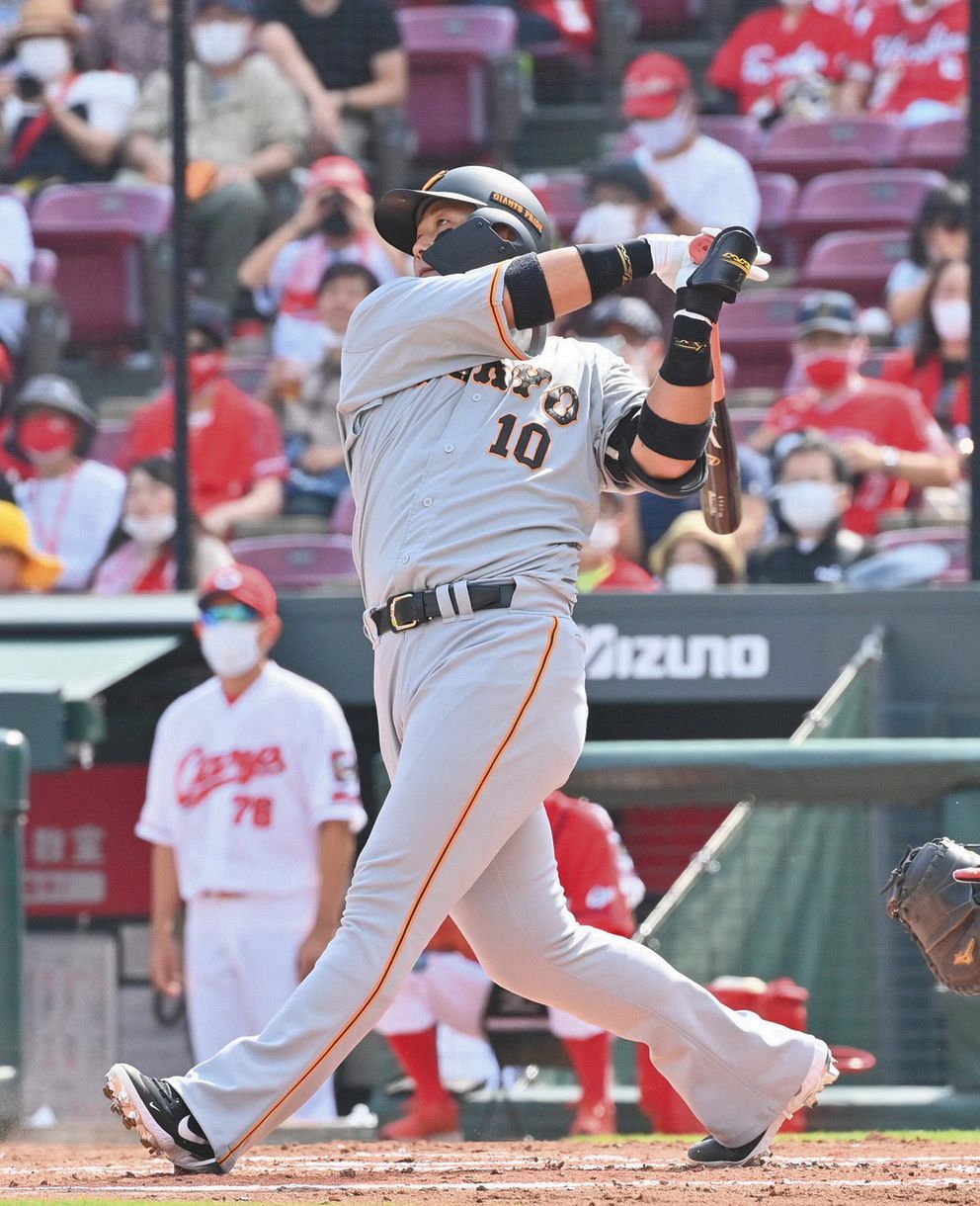 巨人 中田翔が2回に移籍後2号目の2ラン 1軍復帰3試合目の初安打 中日スポーツ 東京中日スポーツ