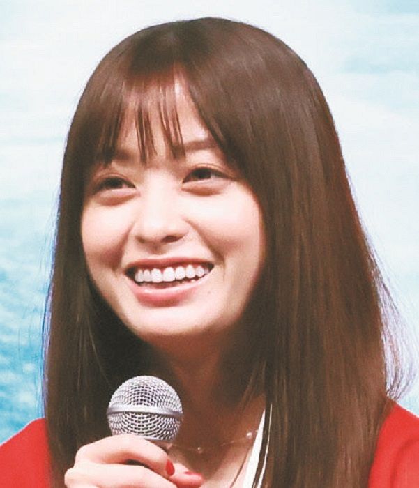 橋本環奈の”衝撃スキンヘッド”に反響「それでも可愛いて、ズルい 