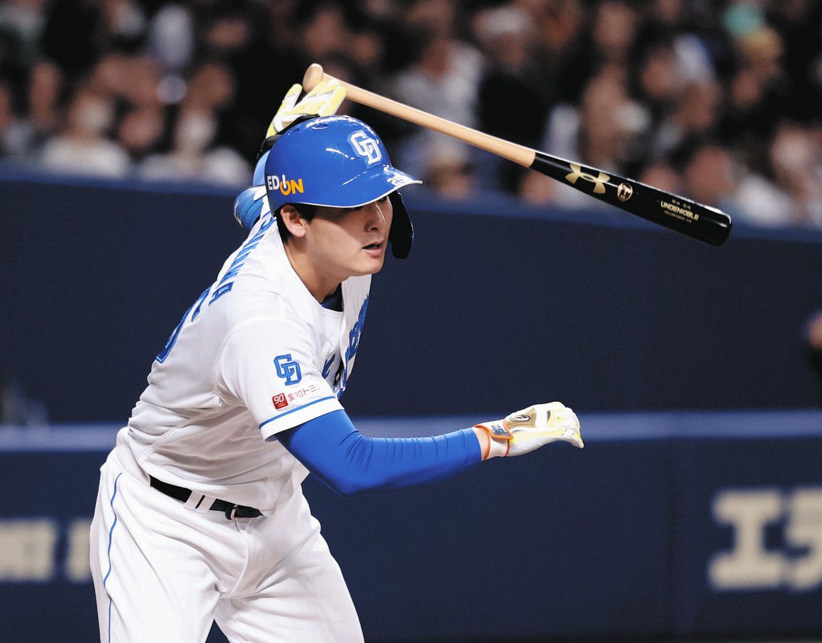 女性が喜ぶ♪ 中日・石川昂弥「ちょっと迷っている」井上監督に打ち明けた心境 バット