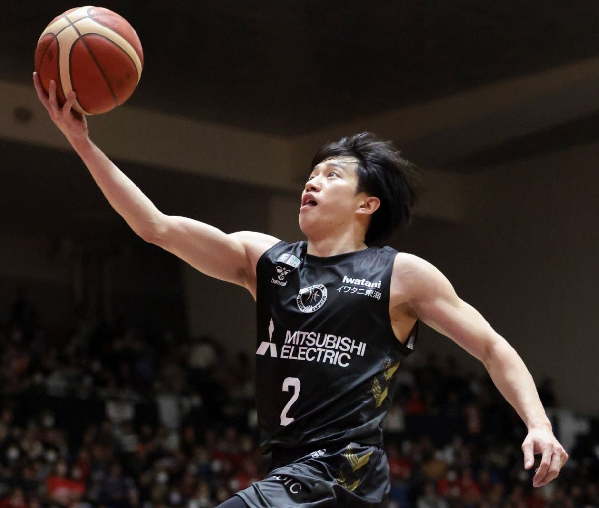 齋藤拓実 （名古屋Dー大阪／第18節②）：中日スポーツ・東京中日