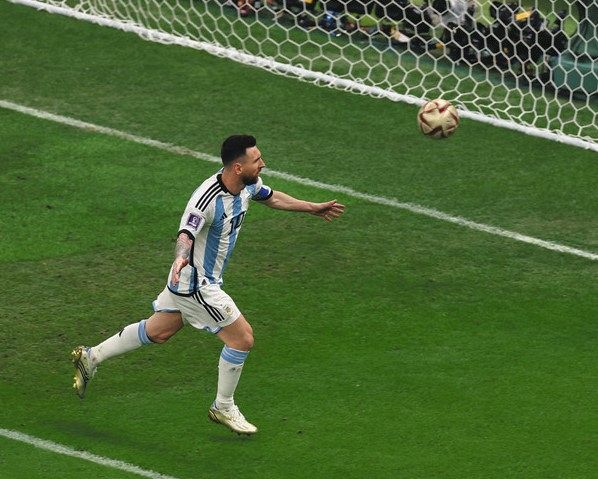 メッシ アルゼンチン代表 ツースター W杯決勝モデル 正規品 2つ星FINAL【国内未発売】アルゼンチン代表 ホーム 決勝モデル