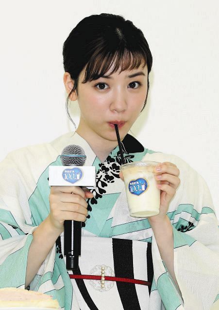 永野芽郁が生田斗真と結婚の親友 清野菜名をハート2つで祝福 Nhk朝ドラ 半分 青い で共演 中日スポーツ 東京中日スポーツ