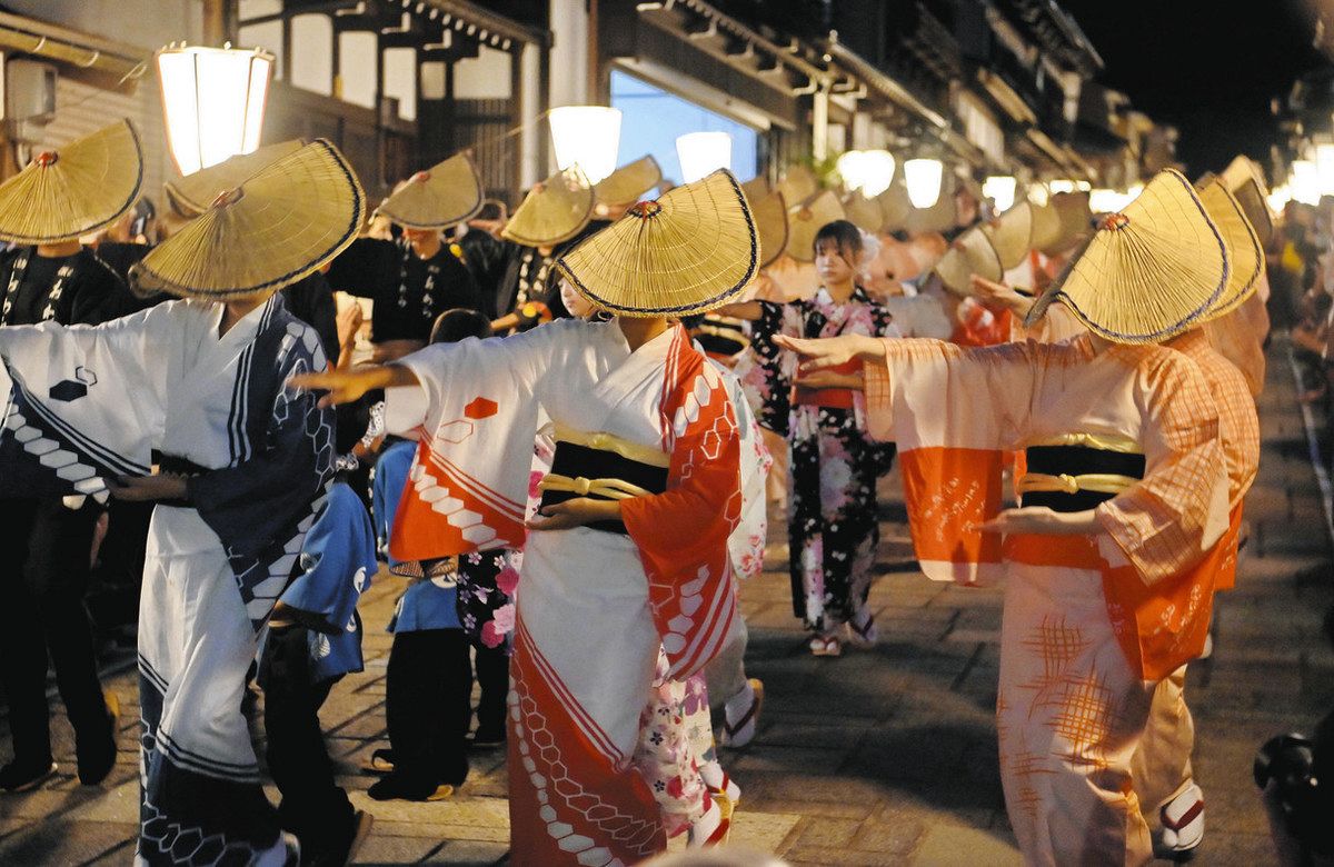 富山】秋運べ 風の盆：北陸中日新聞Web