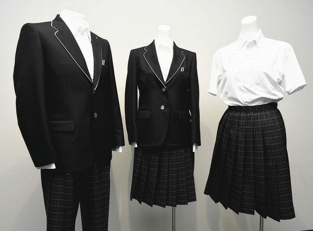 来春から一宮市立中学校に導入される新制服のデザイン。左からスラックス、スカート、キュロットの各タイプ