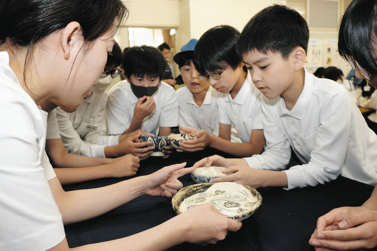 乾山作品通し陶芸を学ぶ 草津第二小・6年生112人：中日新聞Web