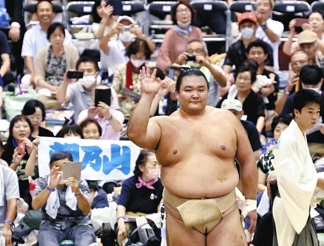 富山】朝乃山 黒部で元気な姿 大相撲、あすは氷見巡業：北陸中日新聞Web