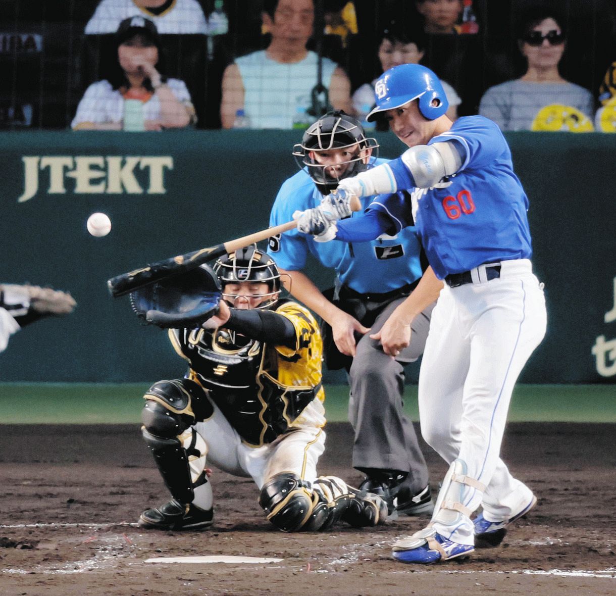 ええ打者すぎる」「恩返しもうええて」 中日・山本泰寛、阪神・才木の