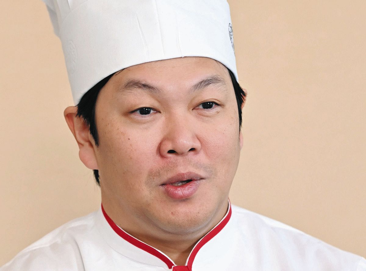 生き続ける「料理の鉄人」の魂 陳建太郎さんが見つめた父の背中 ＜家族 