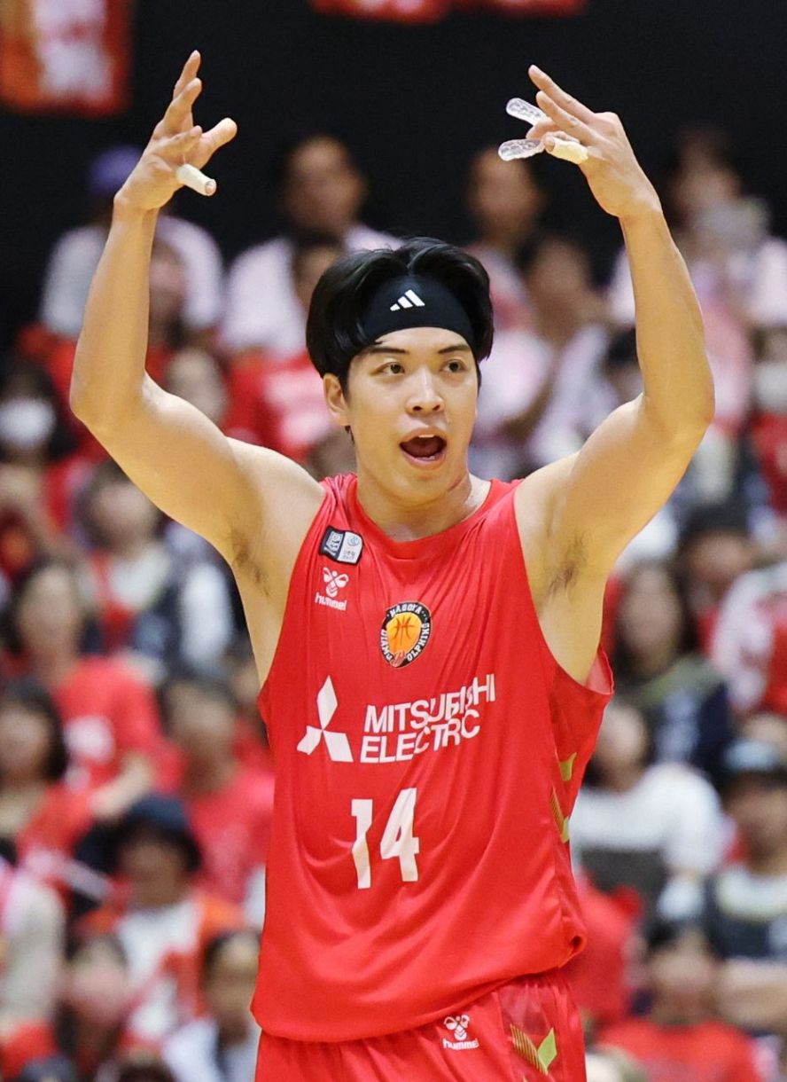 佐藤卓磨 （名古屋Dー川崎／第2節②）：中日スポーツ・東京中