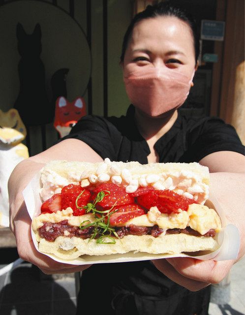果物やクリームたっぷり、いなり寿司スイーツ 豊川で登場：中日新聞Web