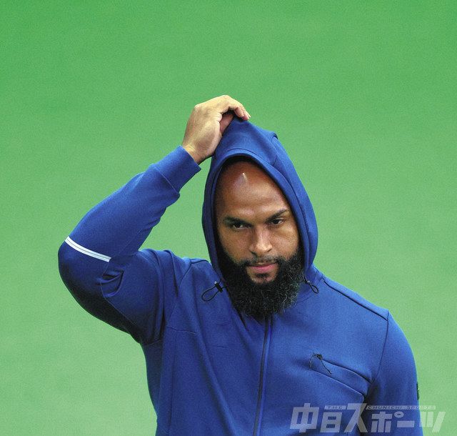 自主トレ アルモンテ：中日スポーツ・東京中日スポーツ